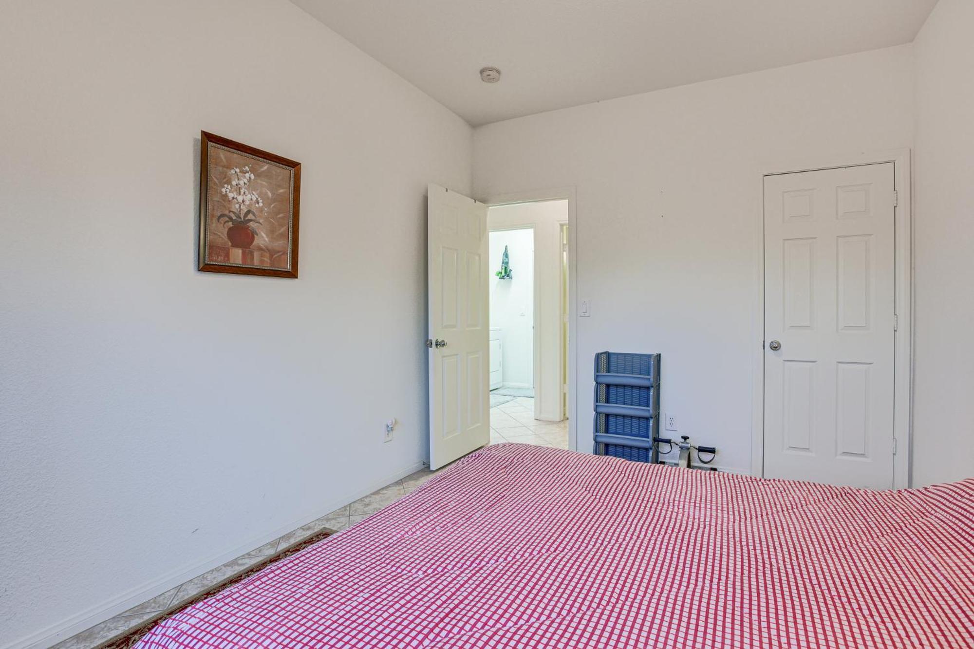 Holiday home Vegas With Mtn Views 13 Mi To The Strip!